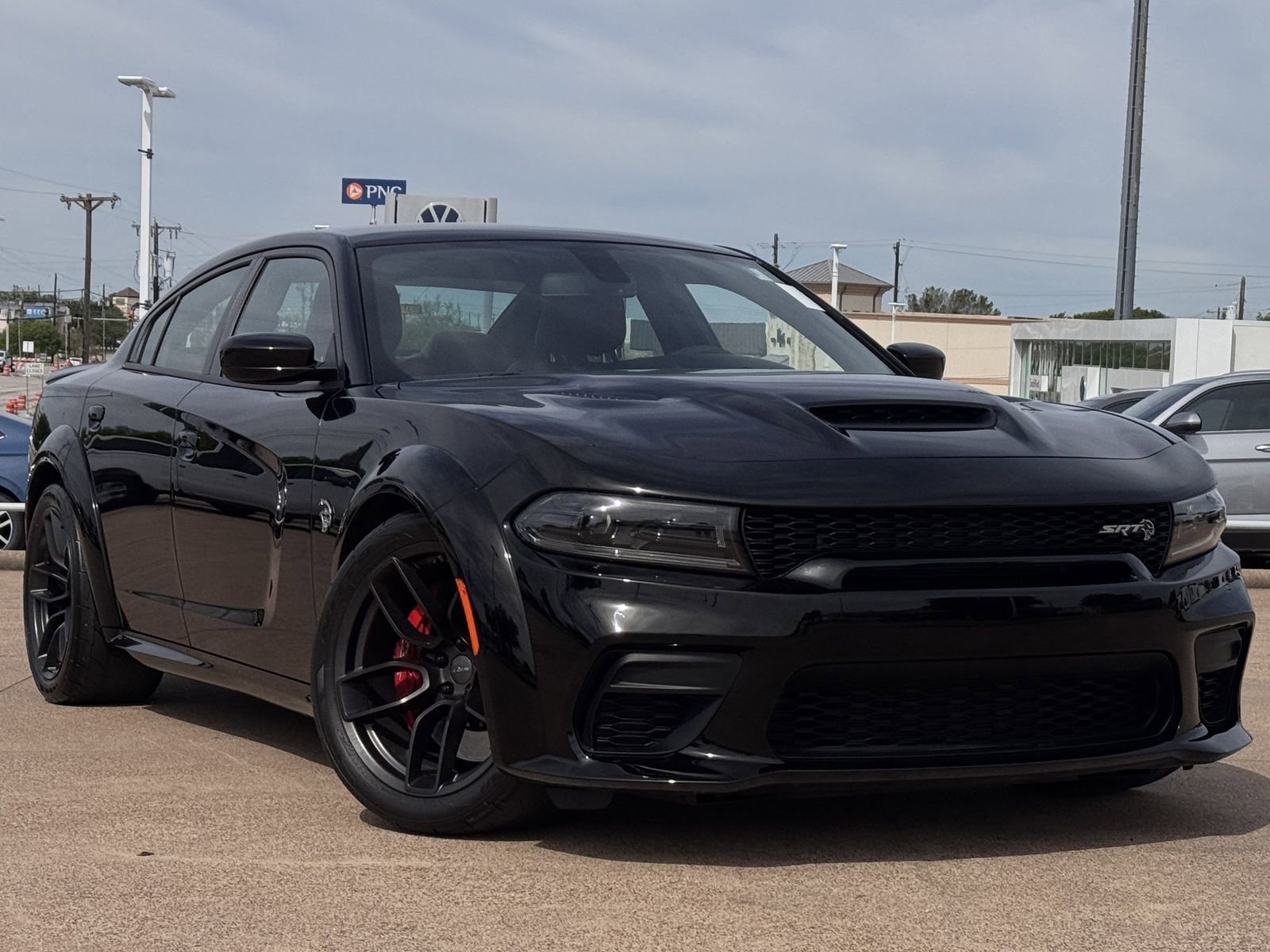 Used 2023 Dodge Charger SRT Hellcat w/ Harman/Kardon Audio Group image 2