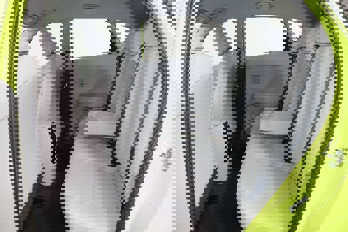 Used 2024 Hyundai Kona SE image 48