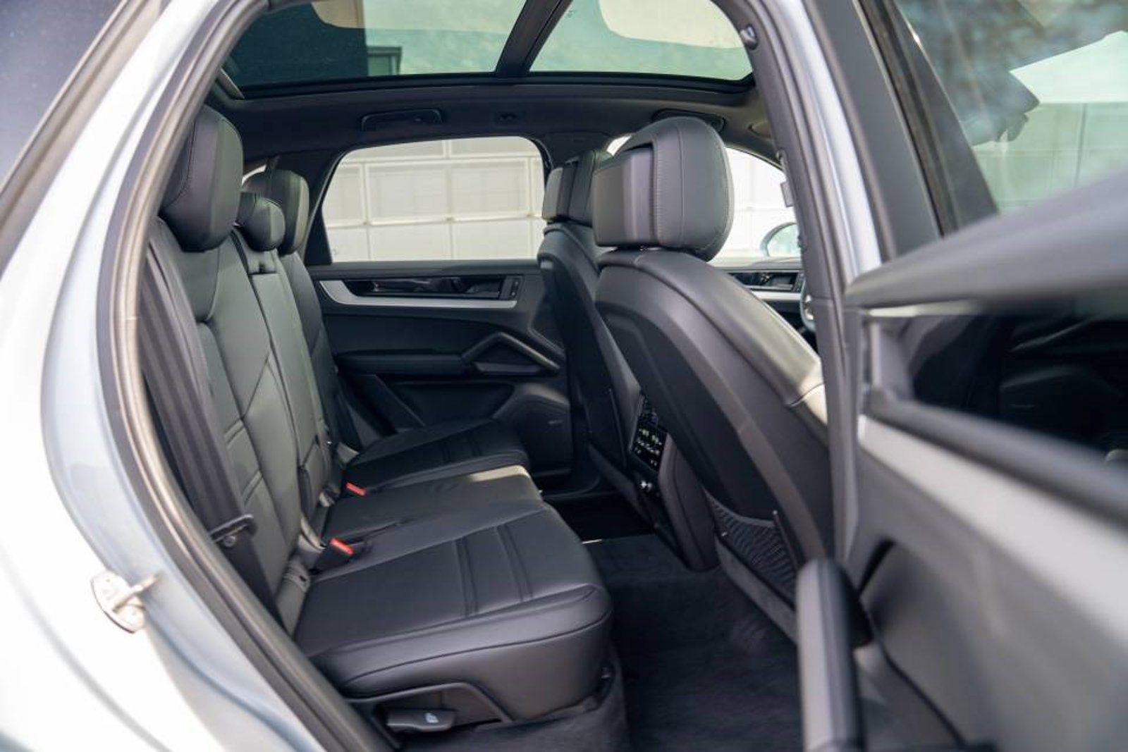New 2026 Porsche Cayenne AWD/4WD image 24