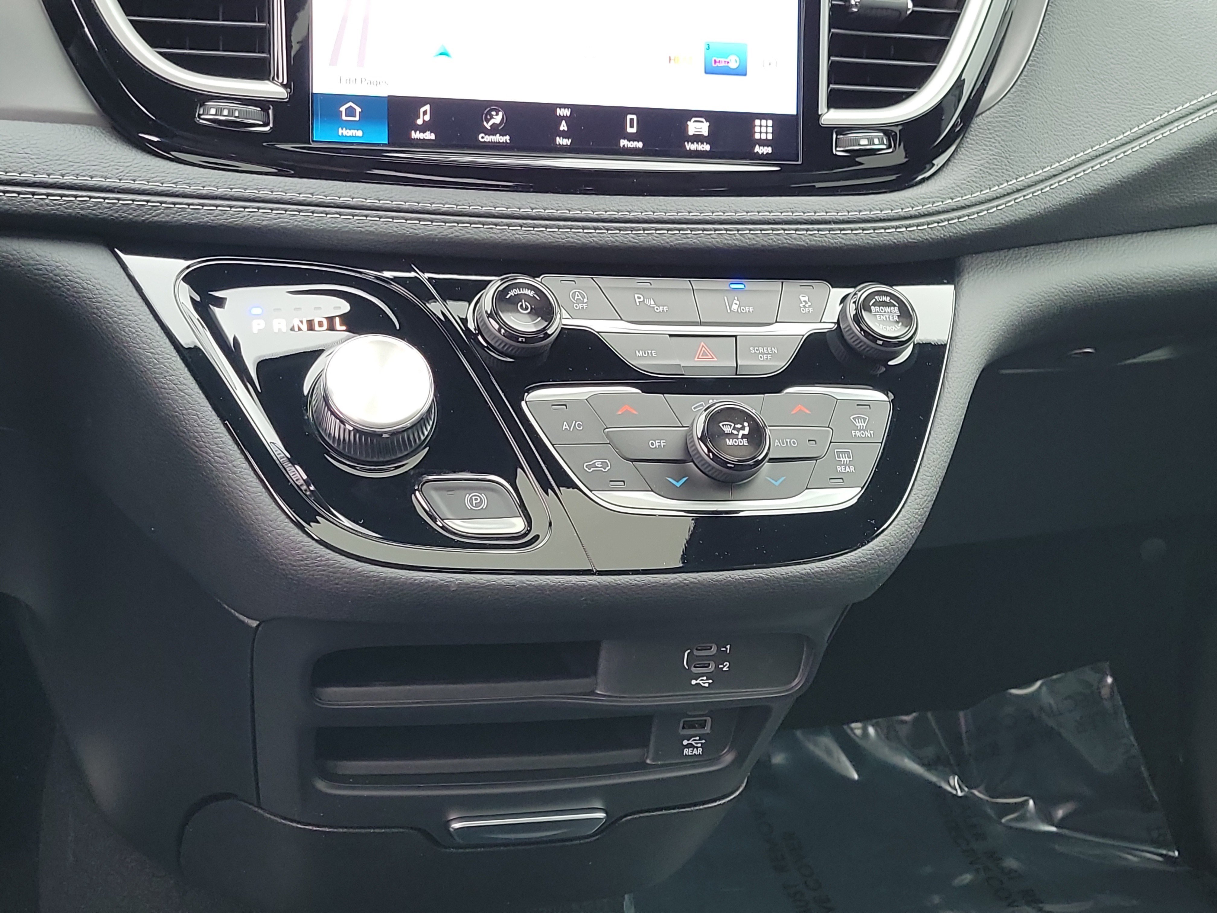 New 2026 Chrysler Pacifica Select FWD image 11