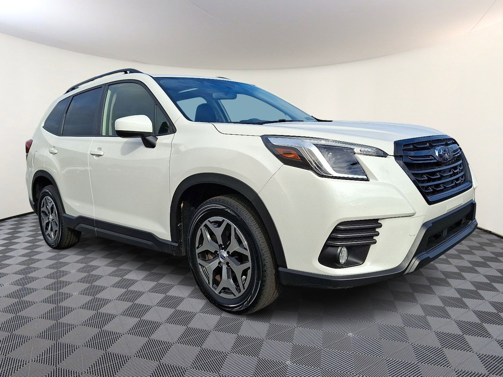 Used 2023 Subaru Forester Premium