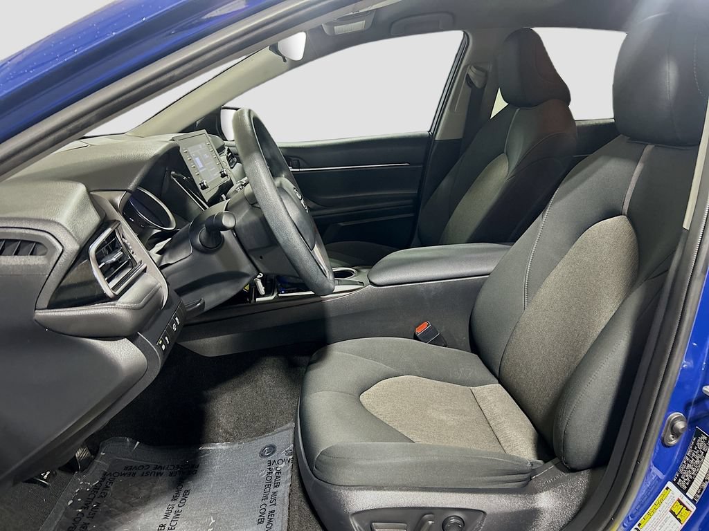 Used 2024 Toyota Camry LE FWD image 17