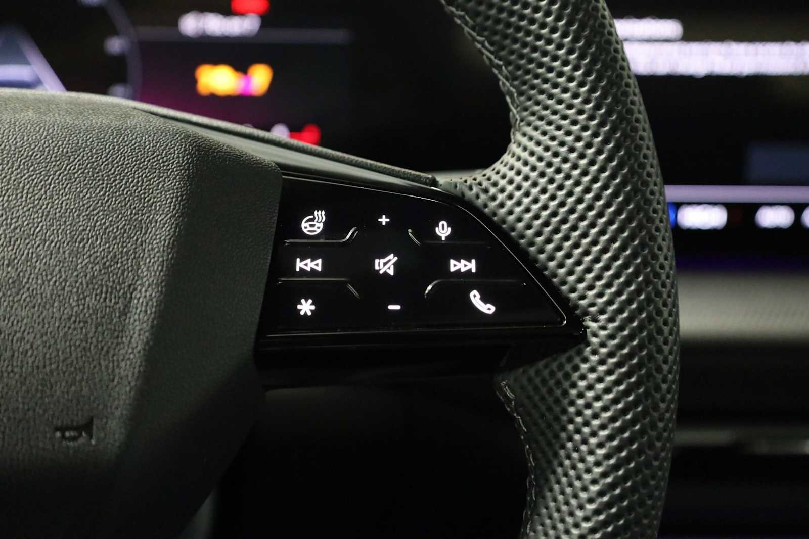 Certified 2025 Audi SQ5 Premium Plus w/ Premium Plus Package image 25