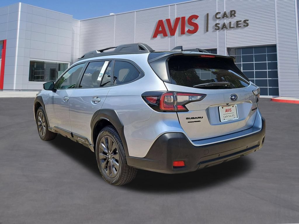 Used 2025 Subaru Outback Onyx Edition AWD/4WD image 9