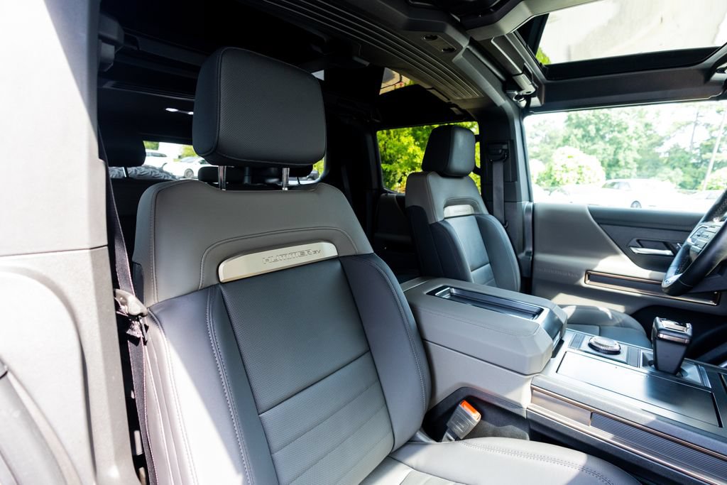 Used 2025 GMC Hummer EV 2X w/ Extreme Off-Road Package AWD/4WD image 48