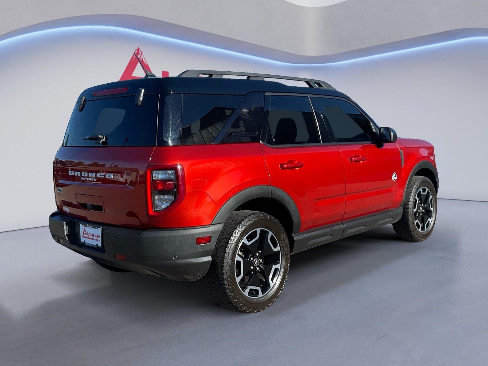 Used 2023 Ford Bronco Sport Outer Banks w/ Tech Package AWD/4WD image 5