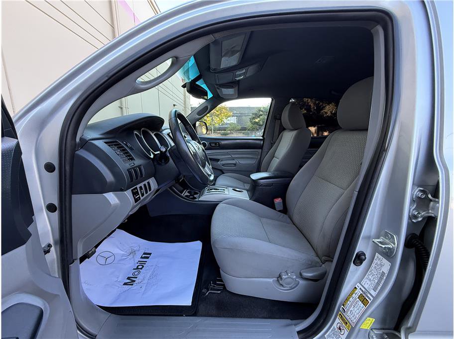 Used 2013 Toyota Tacoma 2WD Double Cab image 7