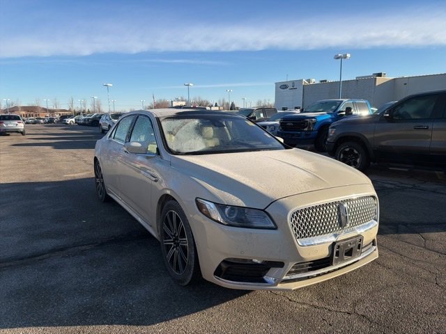 Used 2018 Lincoln Continental Reserve image 2