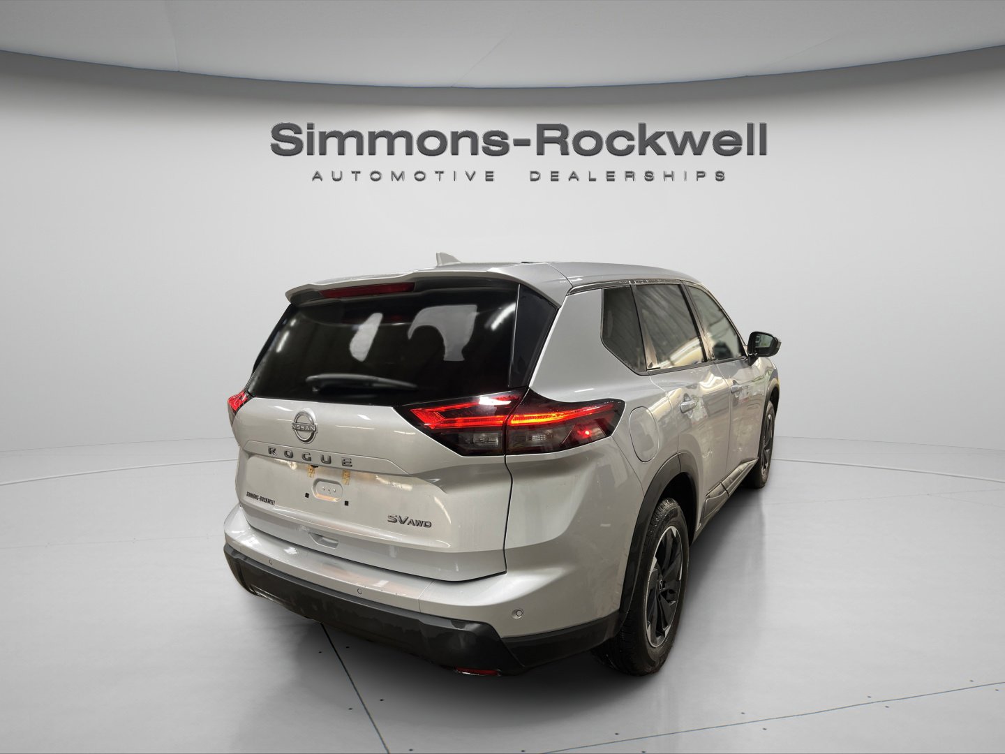 Used 2024 Nissan Rogue SV image 5