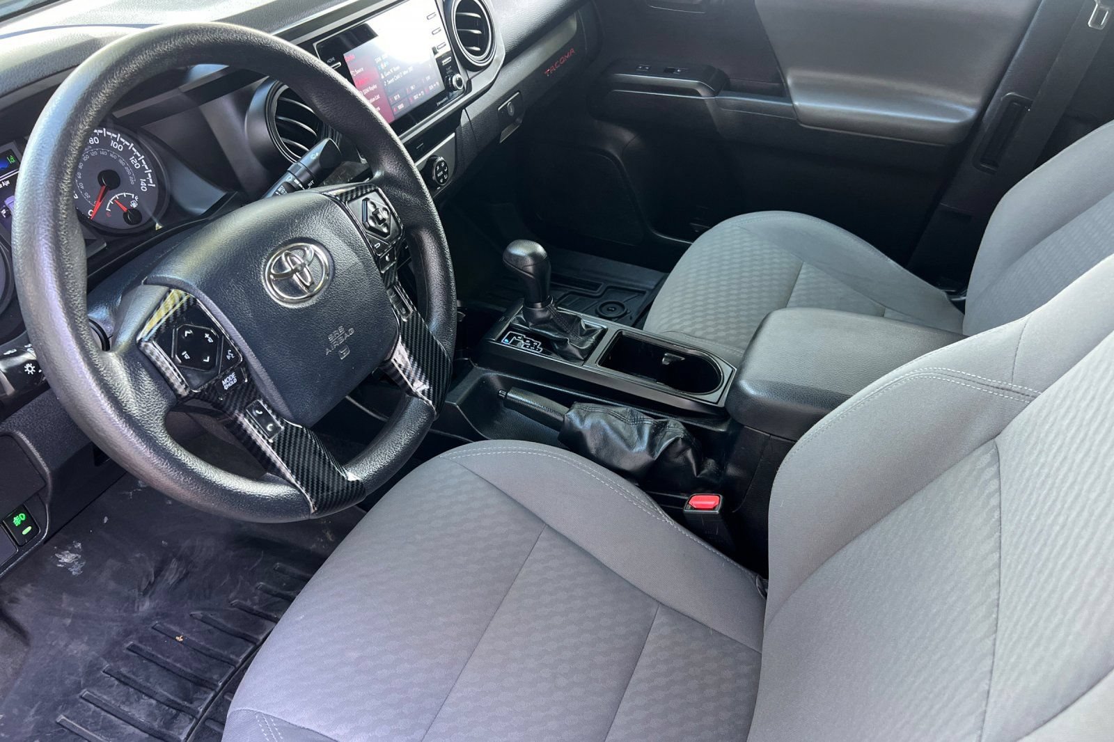 Used 2020 Toyota Tacoma SR w/ SX Package RWD image 11