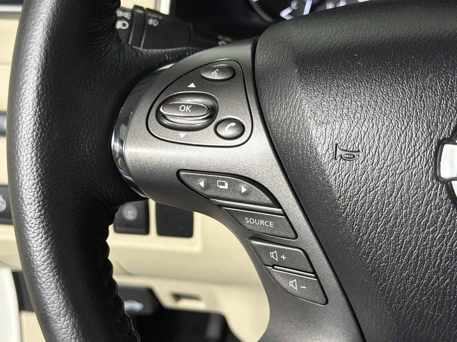 Used 2019 Nissan Murano Platinum image 26