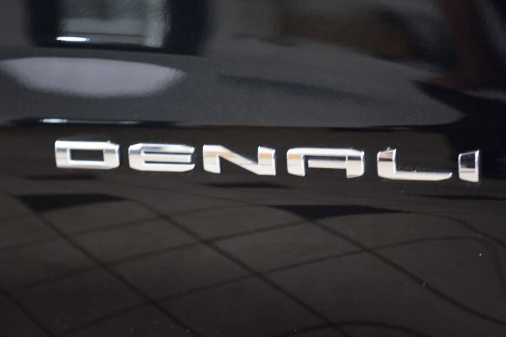 Used 2024 GMC Sierra 1500 Denali w/ Denali Reserve Package AWD/4WD image 17