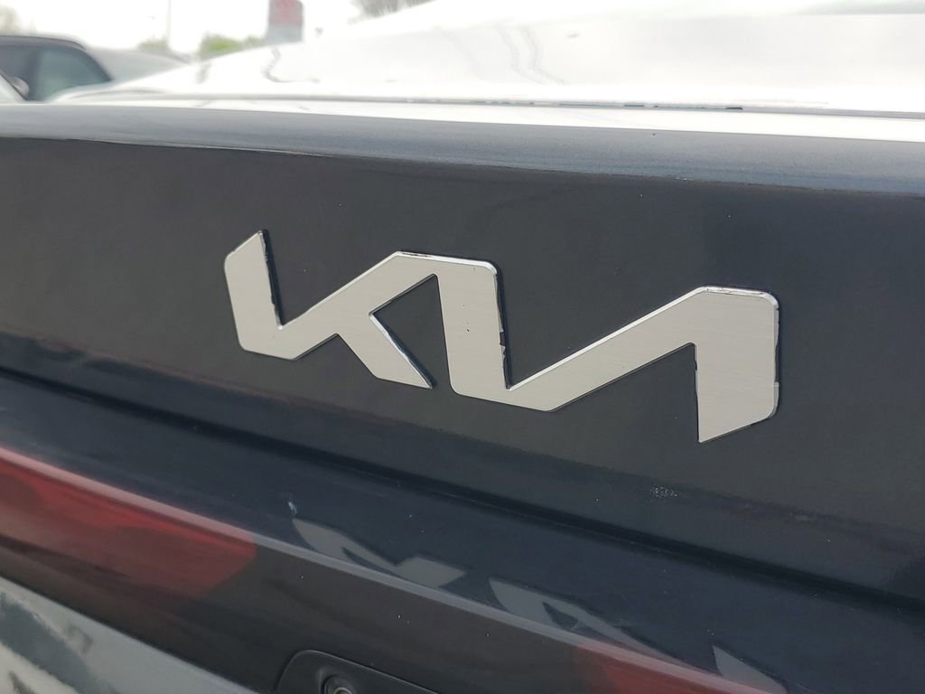 Used 2025 Kia K5 LXS FWD image 8