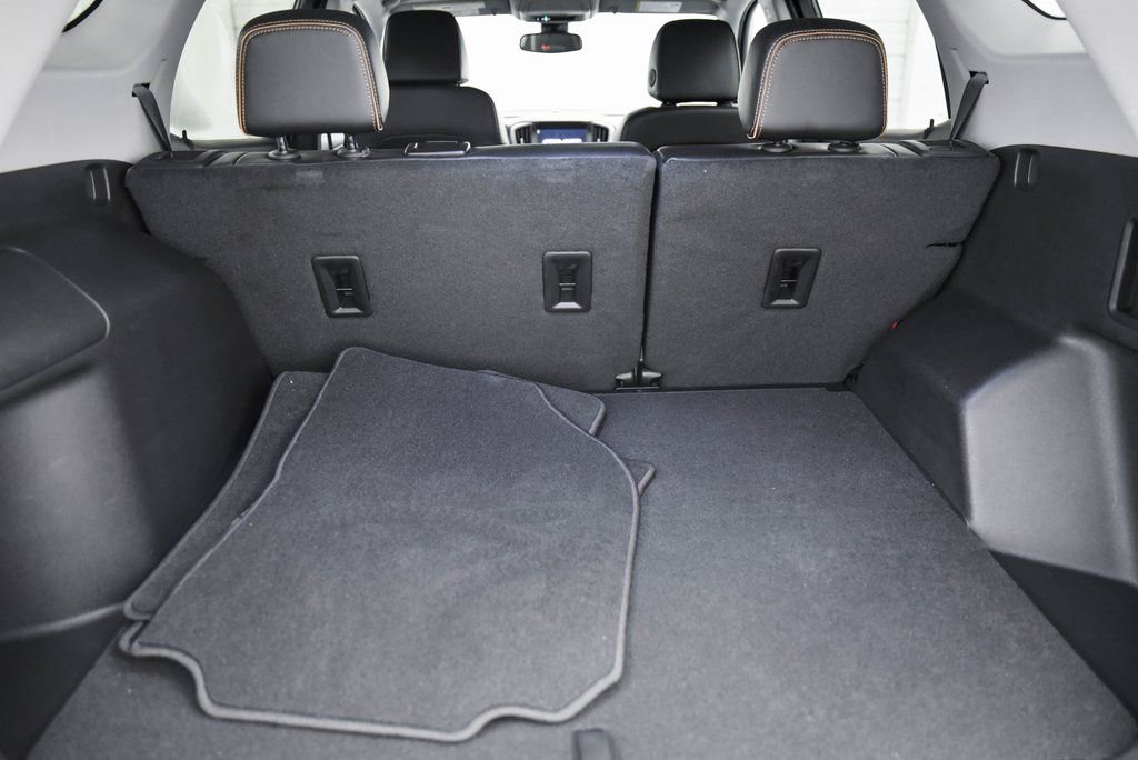 Used 2024 GMC Terrain AT4 image 13