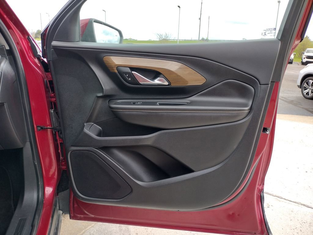 Used 2020 GMC Terrain SLE w/ Driver Convenience Package FWD image 30