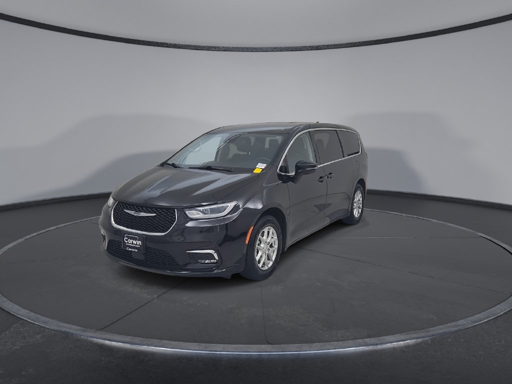 Certified 2024 Chrysler Pacifica Touring-L FWD image 7