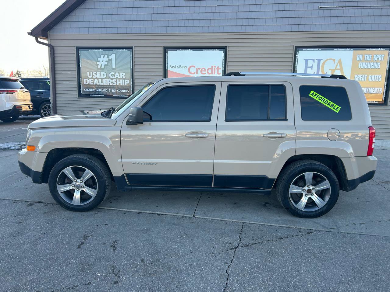 Used 2017 Jeep Patriot High Altitude image 8
