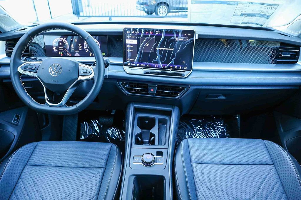 New 2026 Volkswagen Tiguan SE image 21