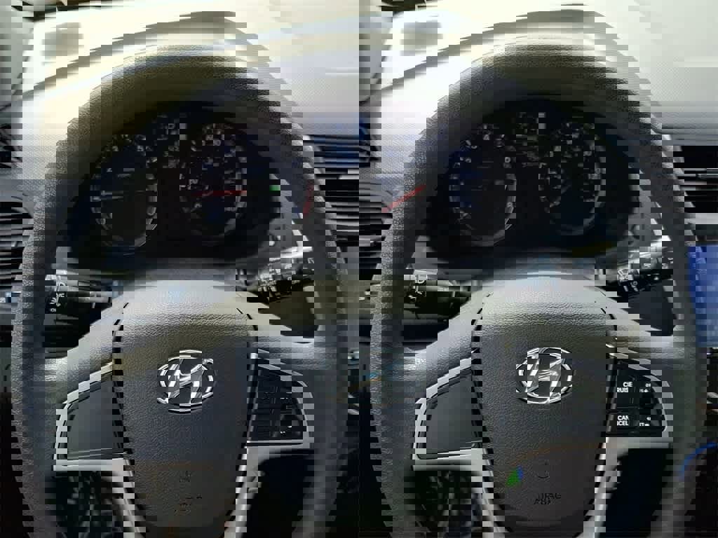 Used 2017 Hyundai Accent SE image 17