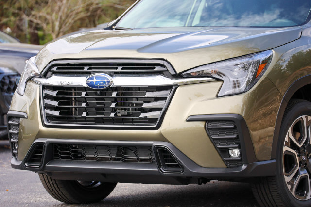 New 2027 Subaru Ascent Limited AWD/4WD image 9