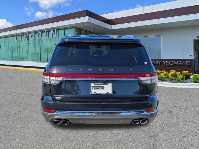 Used 2024 Lincoln Aviator AWD image 5