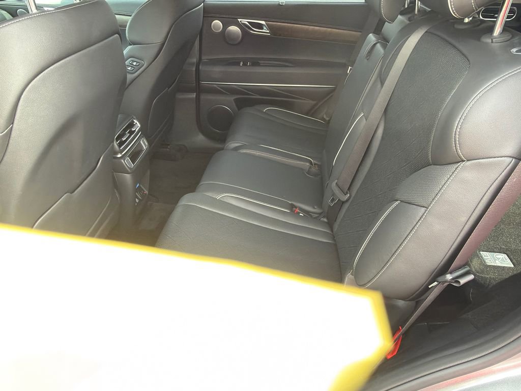 Used 2025 Genesis GV80 3.5T Advanced AWD/4WD image 22