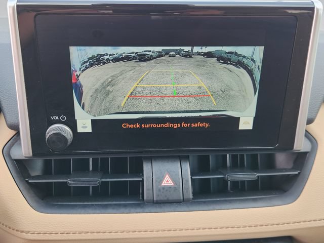 Used 2025 Toyota RAV4 XLE w/ Convenience Package AWD/4WD image 17
