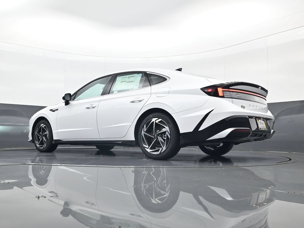 New 2026 Hyundai Sonata SEL FWD image 27