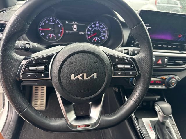 Used 2024 Kia Forte GT-Line w/ GT-Line Premium Package FWD image 9