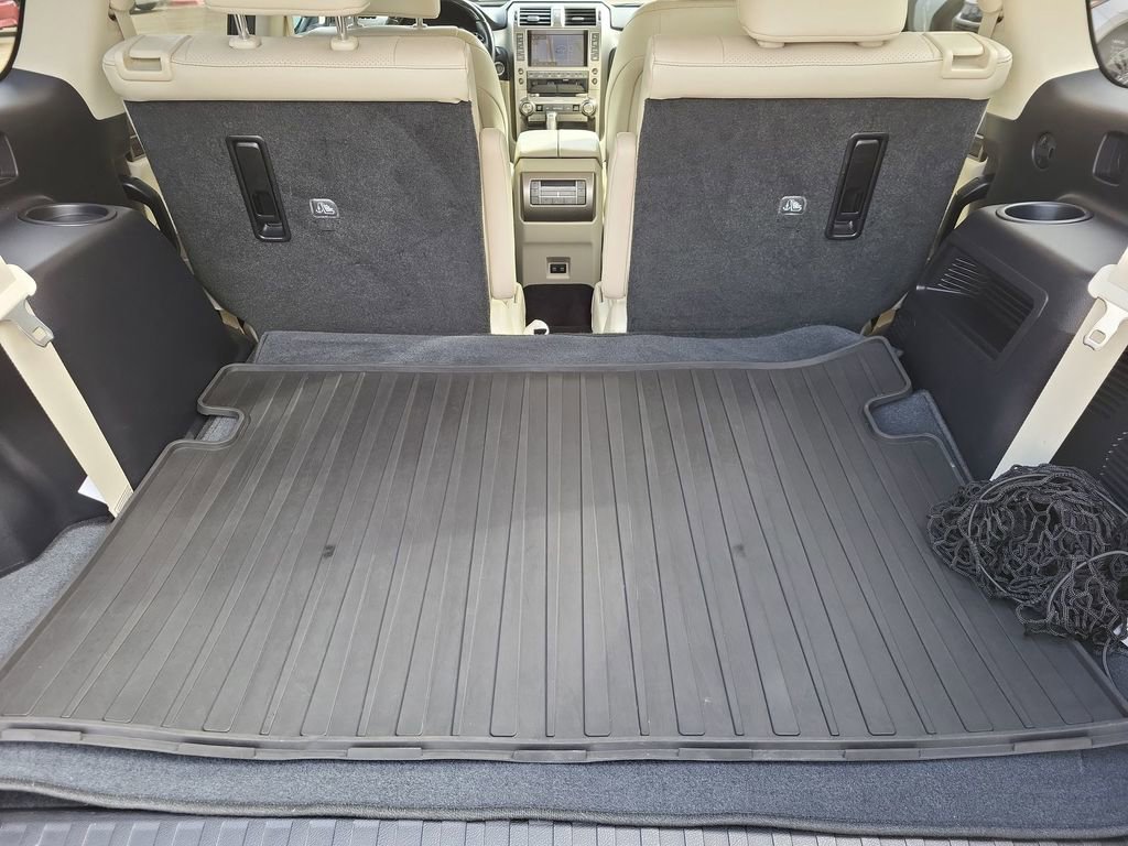 Used 2021 Lexus GX 460 Luxury w/ Sport Design Package image 26