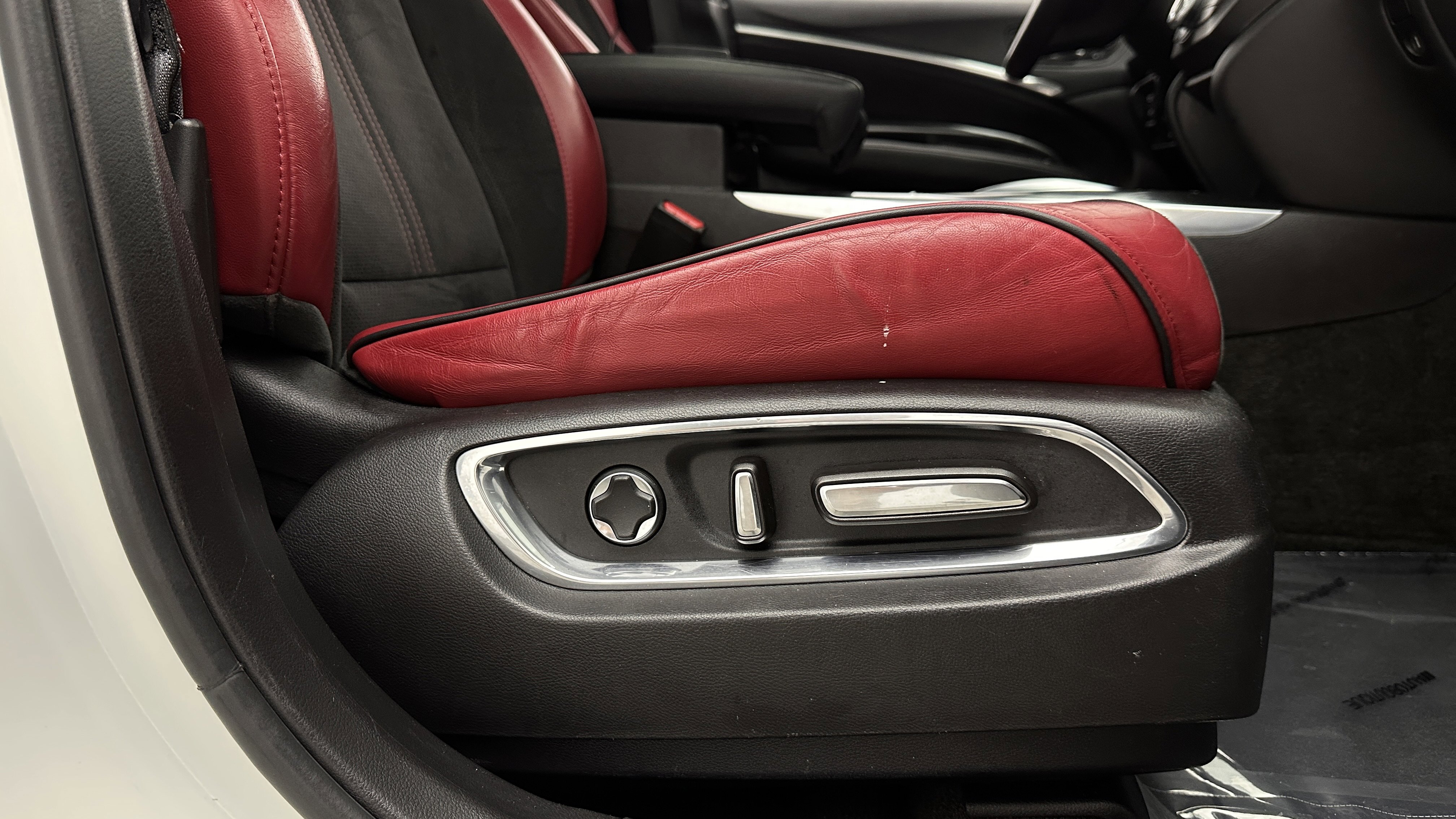 Used 2019 Acura MDX A-Spec image 38