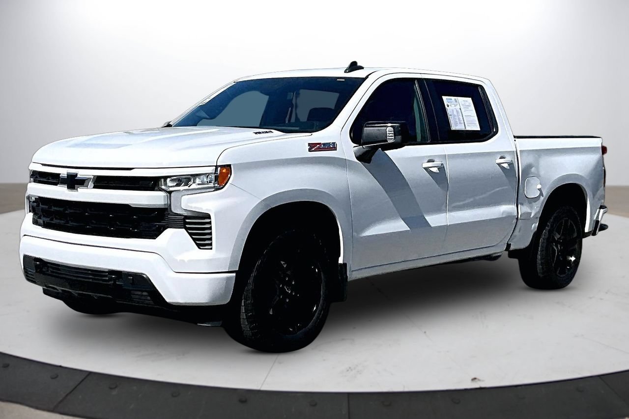 Used 2023 Chevrolet Silverado 1500 RST w/ Convenience Package II AWD/4WD image 4
