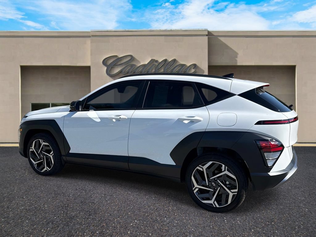 Used 2026 Hyundai Kona SEL Premium FWD image 5