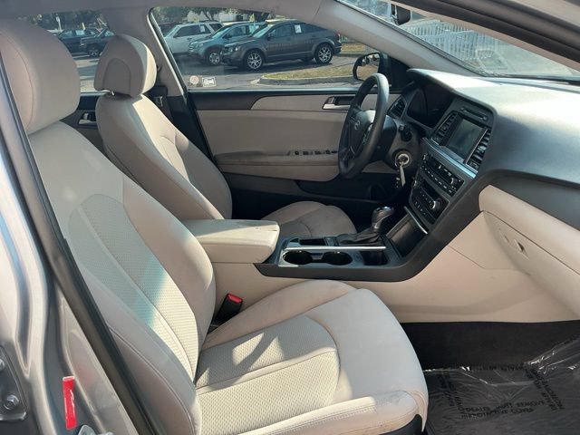 Used 2016 Hyundai Sonata SE FWD image 31