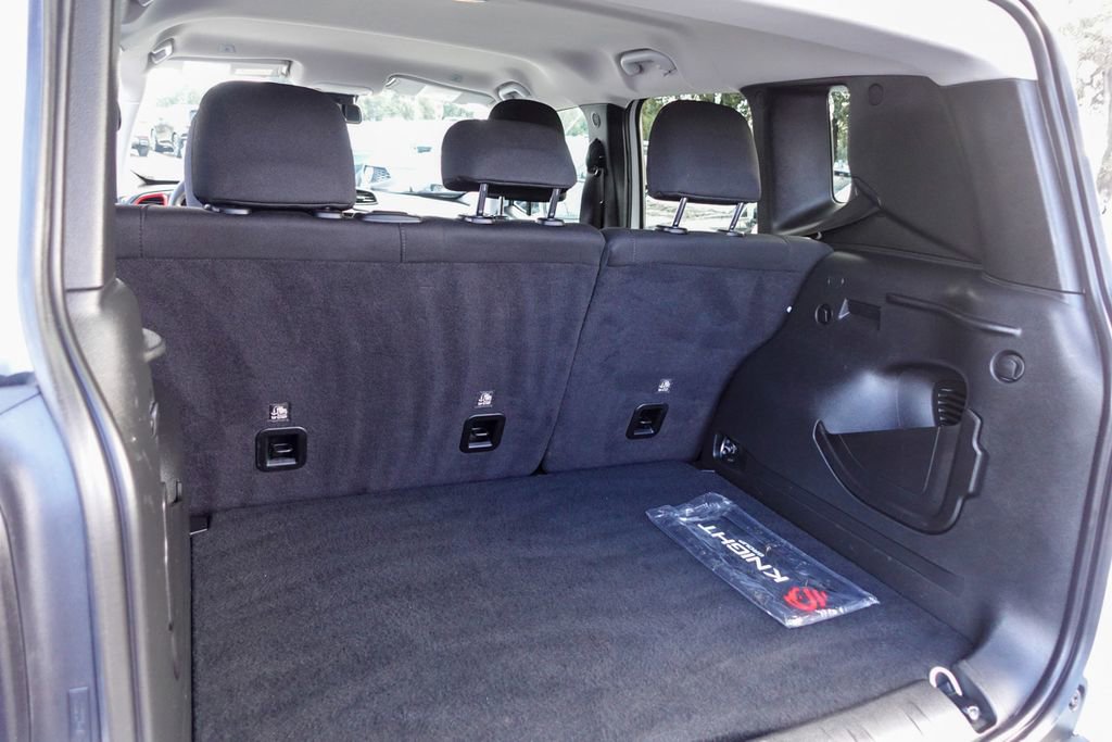 Used 2023 Jeep Renegade Trailhawk image 27