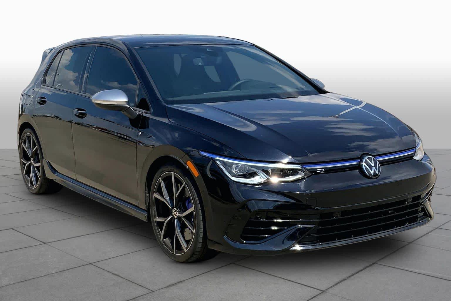 Used 2024 Volkswagen Golf R AWD/4WD image 2
