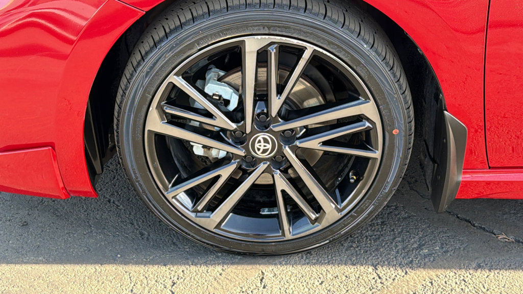 Used 2025 Toyota Camry XSE w/ Premium Package image 9