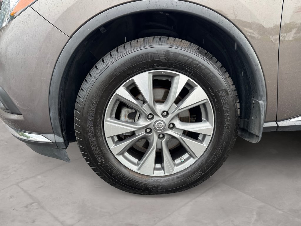 Used 2015 Nissan Murano S AWD/4WD image 14