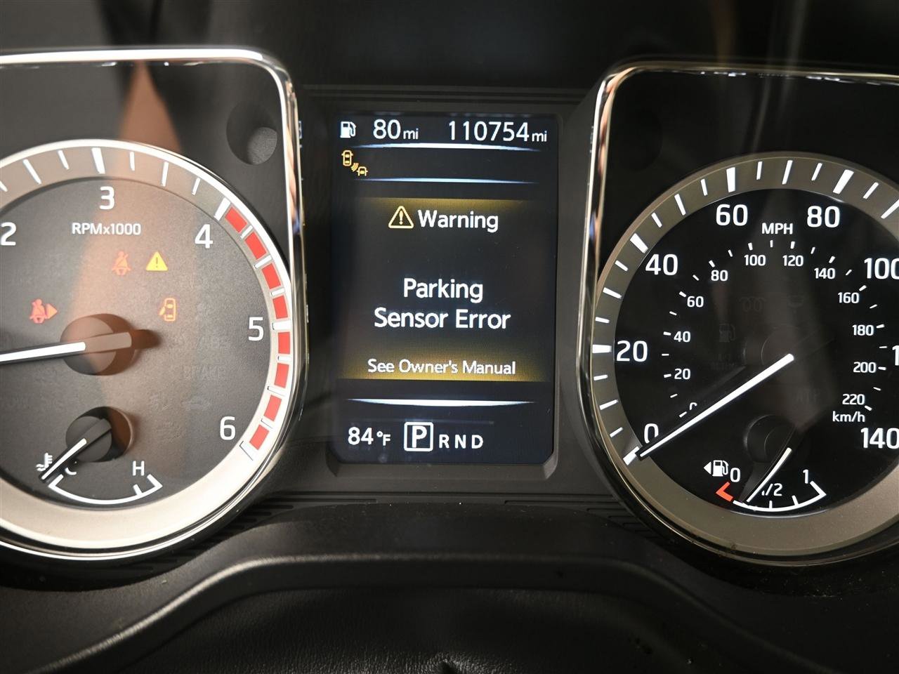 Used 2016 Nissan Titan SV RWD image 15