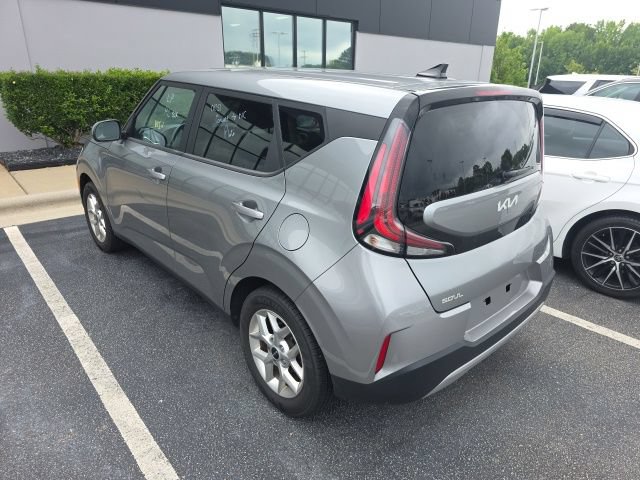 Certified 2024 Kia Soul LX w/ Option Group 015 FWD image 4