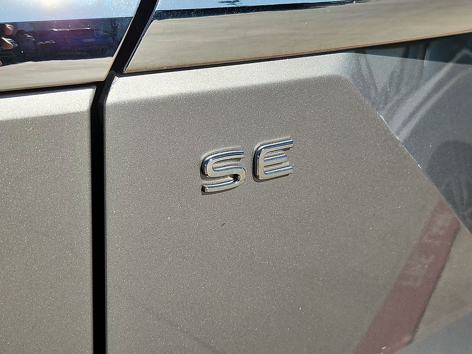 Certified 2026 Volkswagen Atlas SE FWD image 9