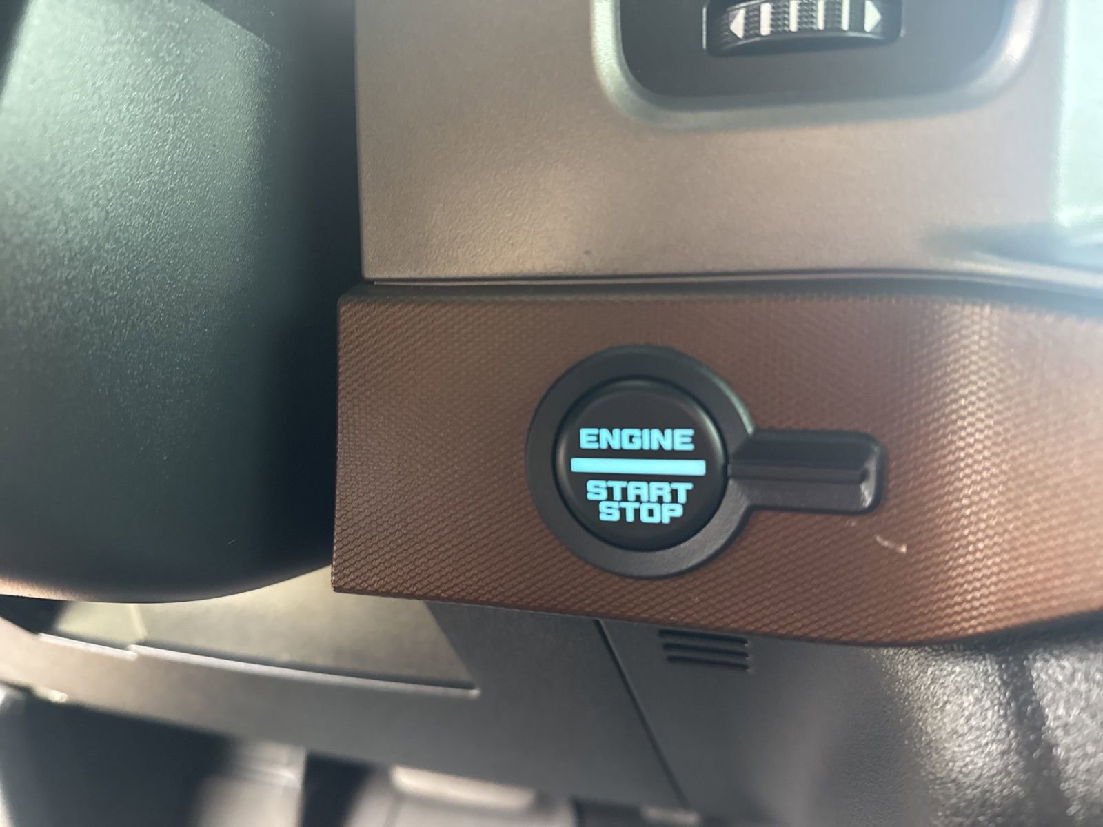 Used 2023 Ford Bronco Outer Banks image 29