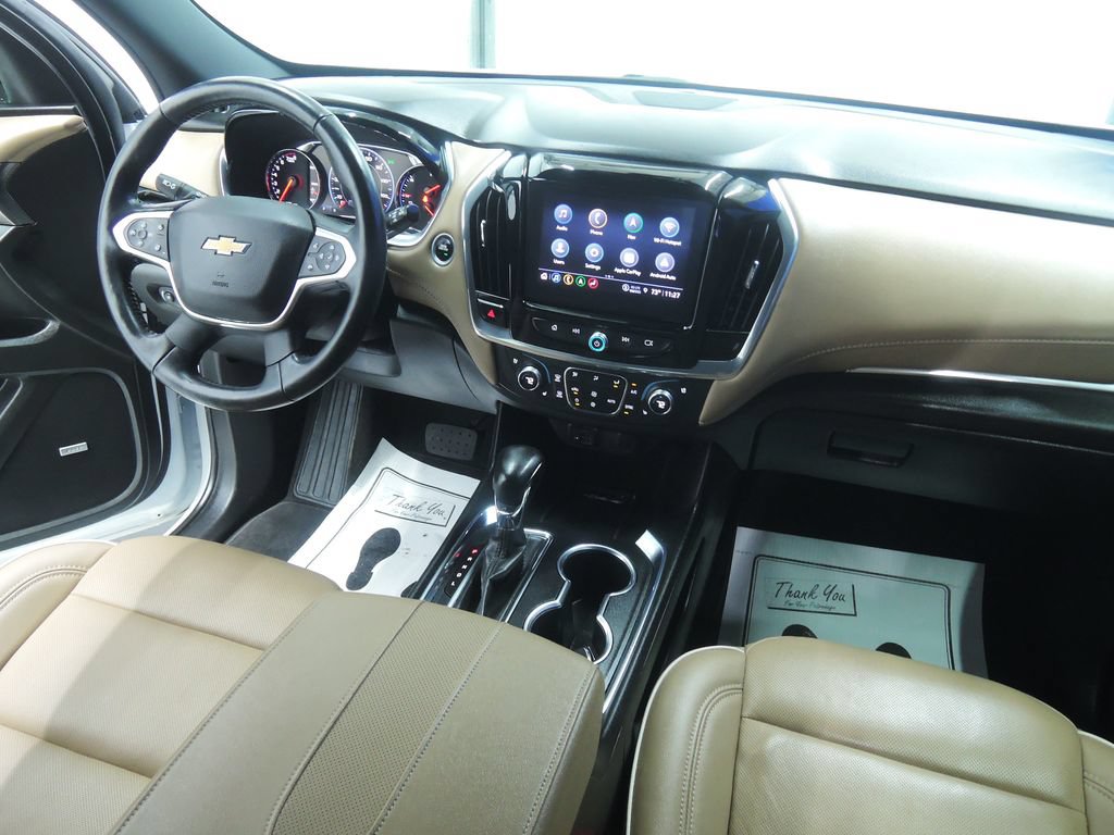 Used 2022 Chevrolet Traverse Premier AWD/4WD image 37