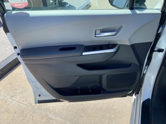 Certified 2023 Toyota Sienna XLE w/ XLE Plus Package image 17