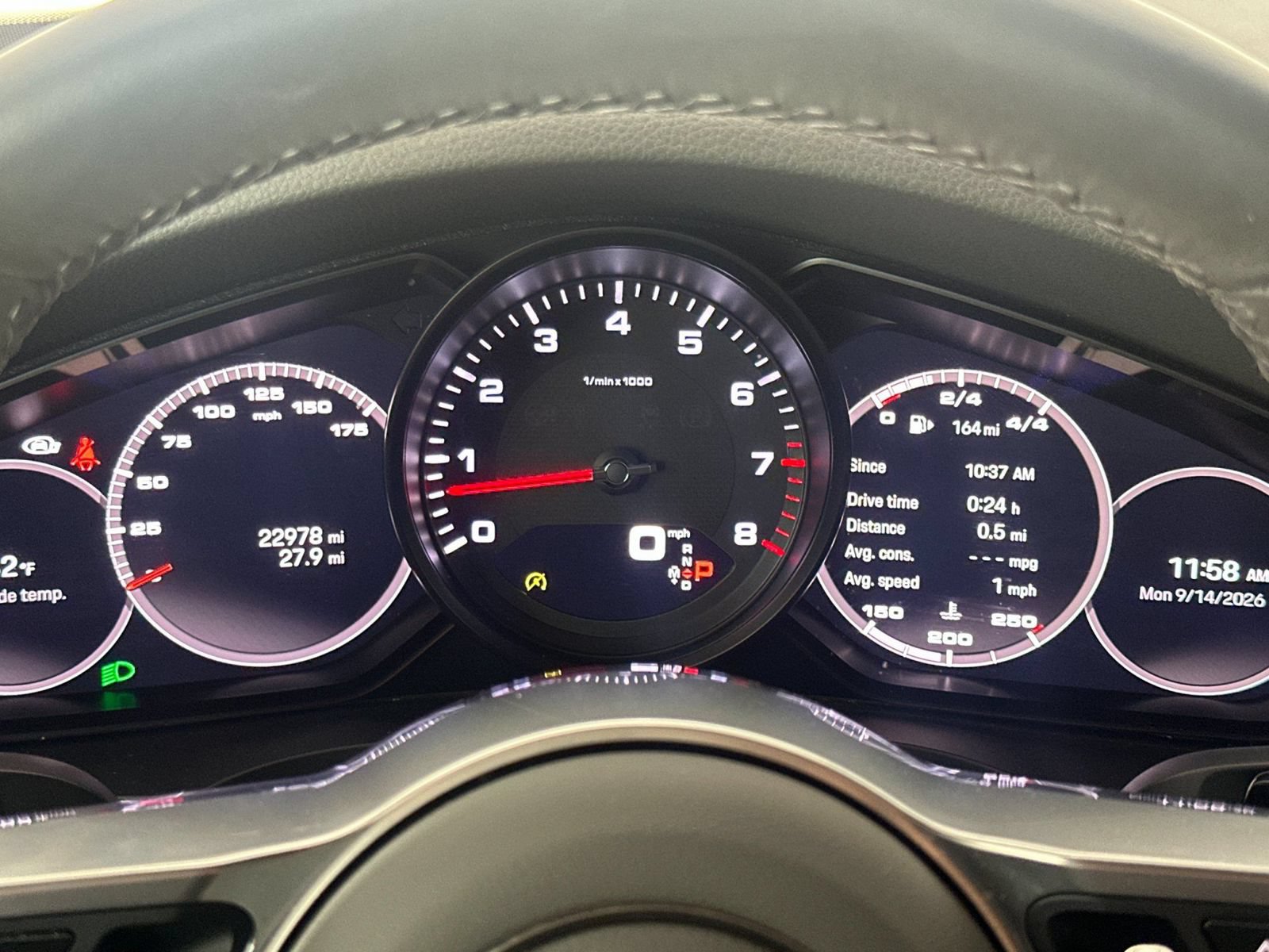 Certified 2023 Porsche Cayenne Platinum Edition AWD/4WD image 23