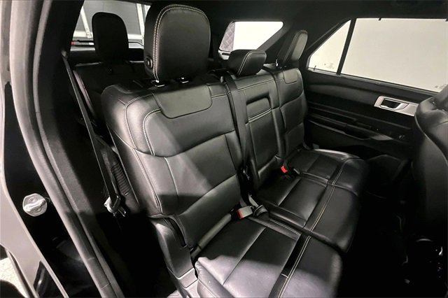 Used 2020 Ford Explorer ST w/ Premium Technology Package image 26