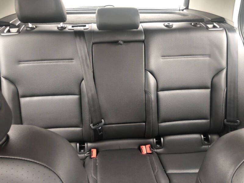 Used 2015 Volkswagen Golf SE FWD image 5