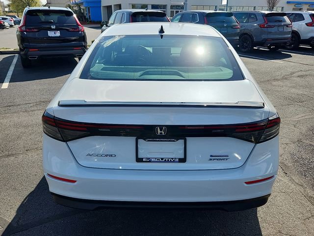 Used 2024 Honda Accord Sport image 5