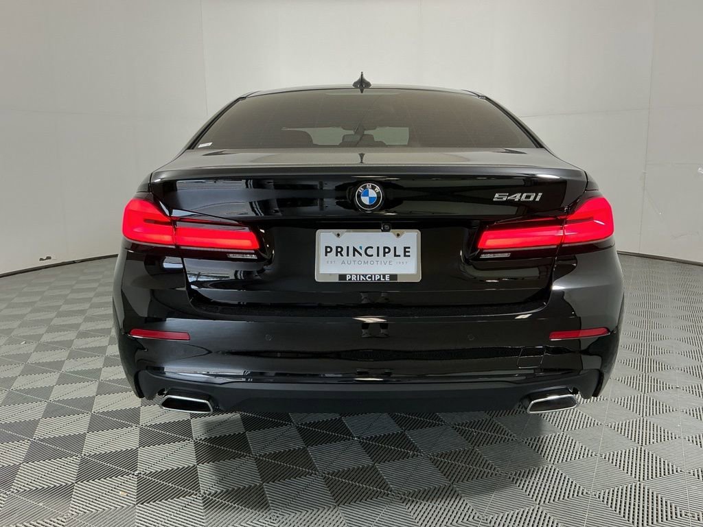 Certified 2023 BMW 540i w/ Premium Package RWD image 6
