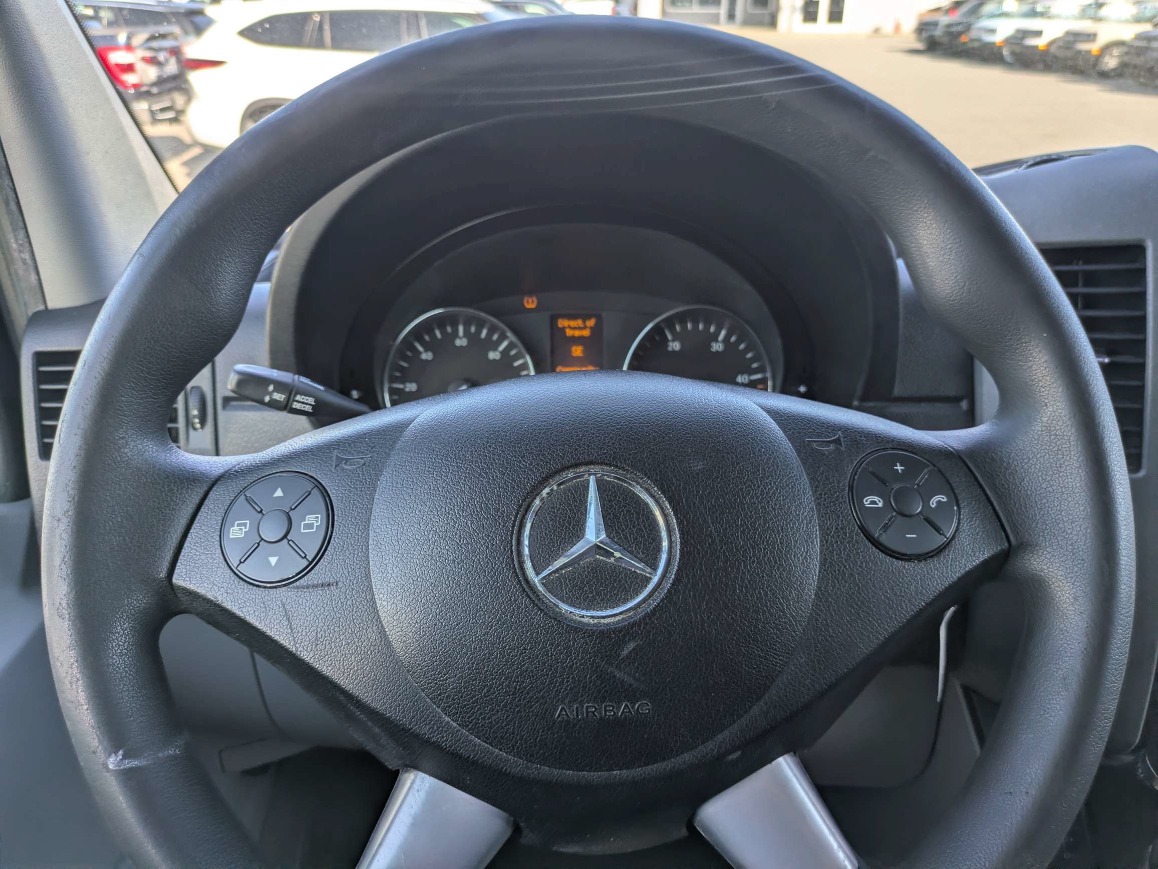 Used 2018 Mercedes-Benz Sprinter 2500 image 28